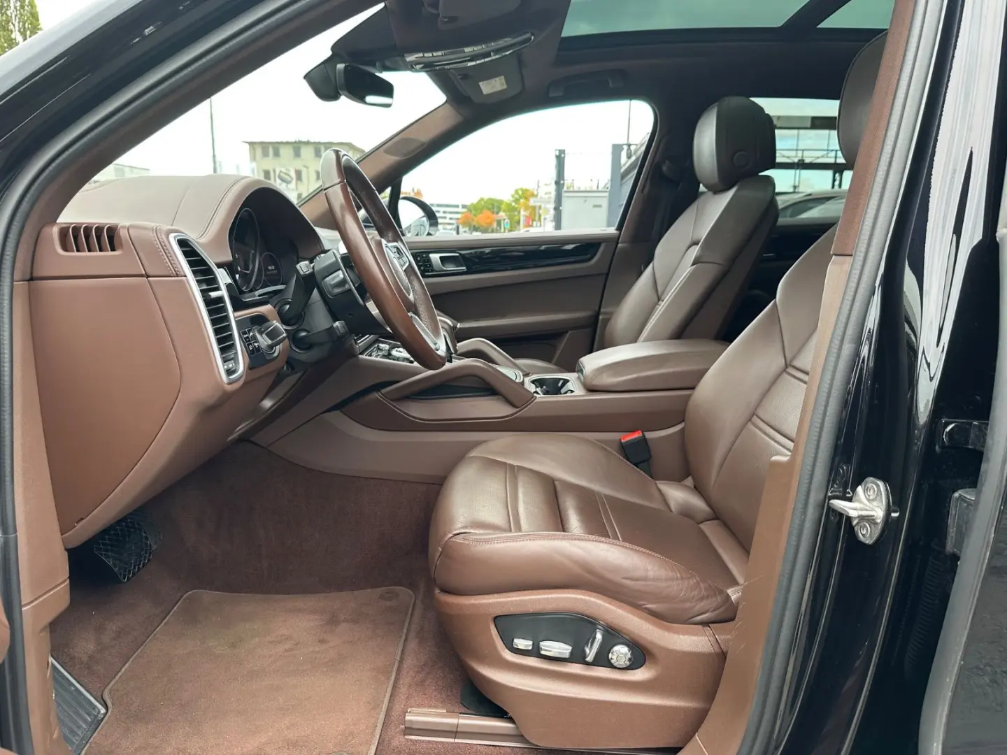 Cayenne Panorama 360  Luftfederung HuD  Key-Less