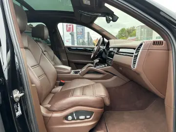 Cayenne Panorama 360  Luftfederung HuD  Key-Less