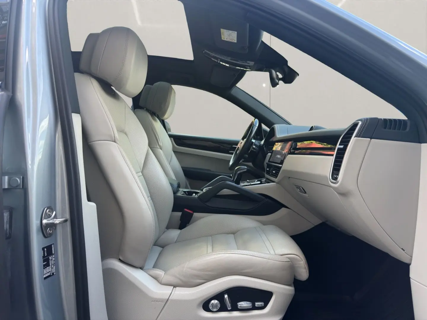 Cayenne Coupe Sport-Chrono LED PANO BOSE KAMERA