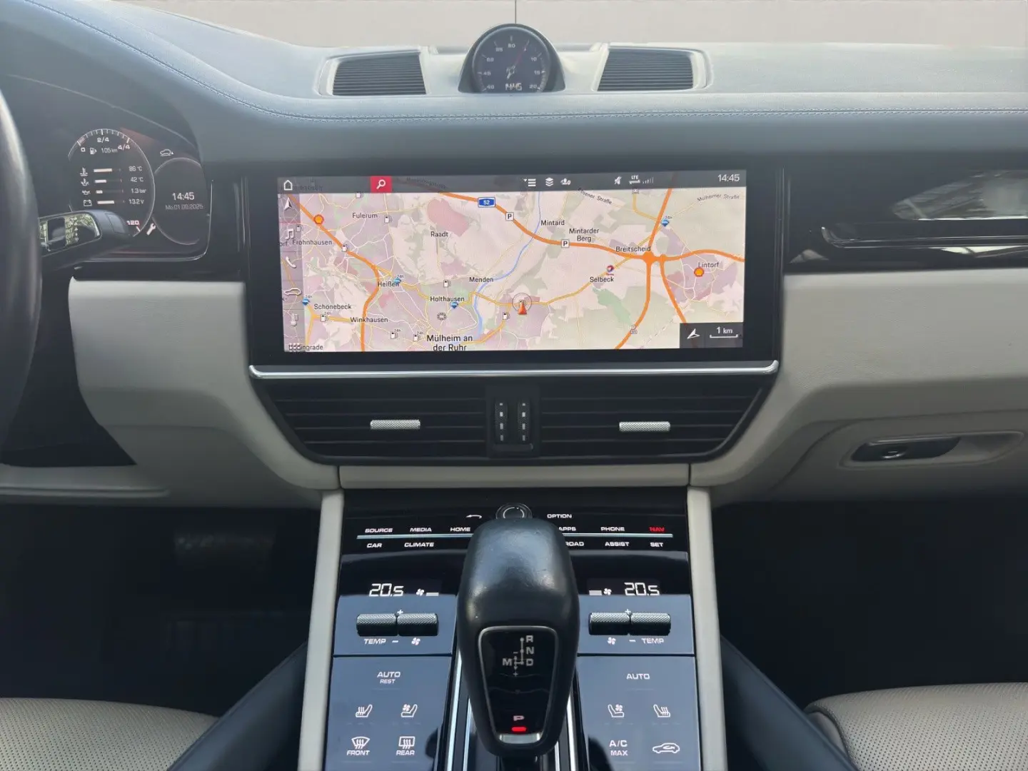 Cayenne Coupe Sport-Chrono LED PANO BOSE KAMERA