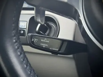 Cayenne Coupe Sport-Chrono LED PANO BOSE KAMERA