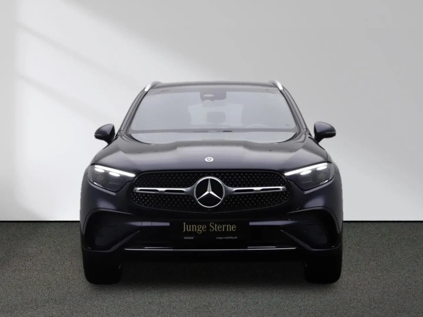 GLC 300 4M AMG Standheizung Digital-Light AHK
