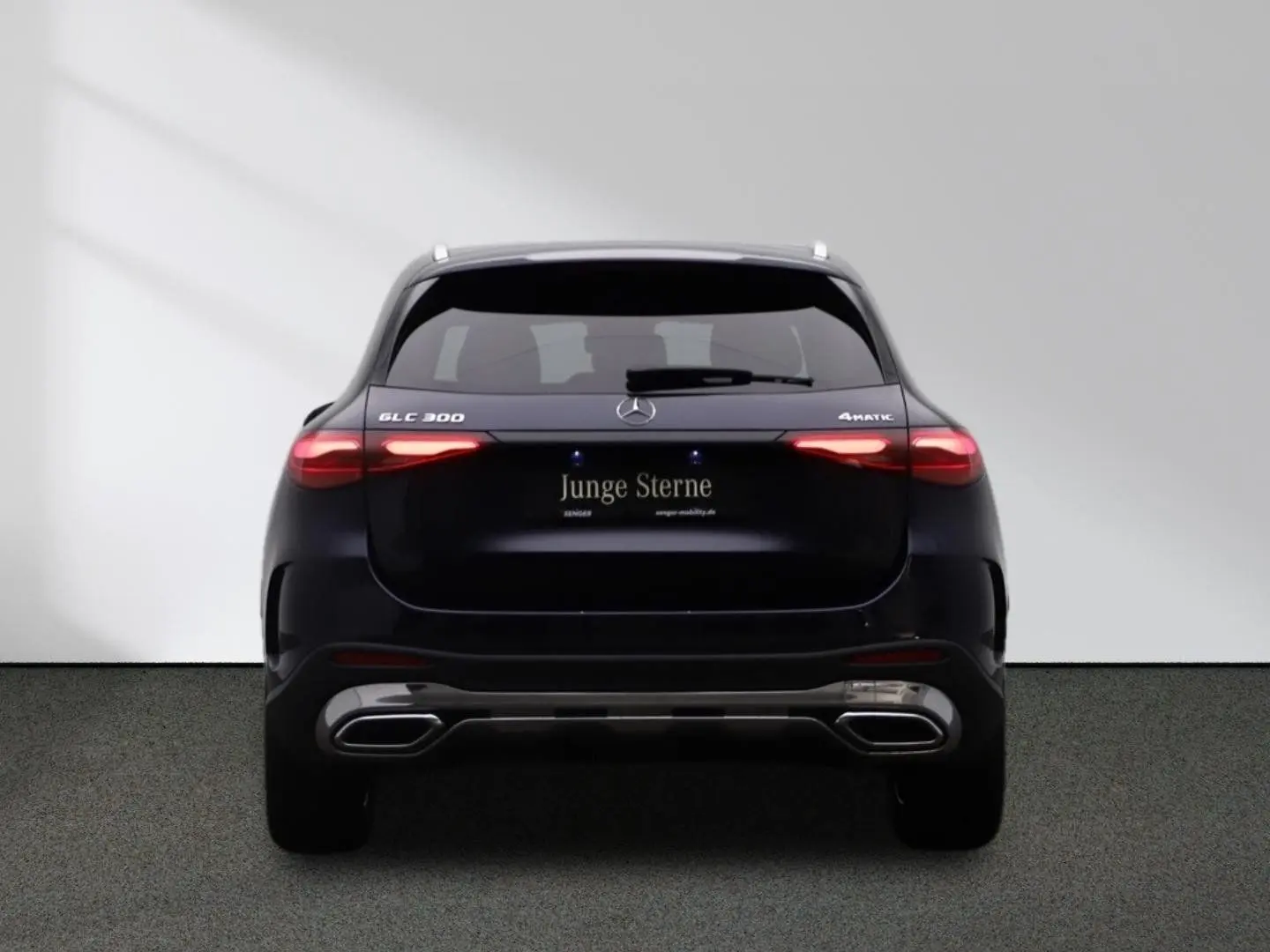 GLC 300 4M AMG Standheizung Digital-Light AHK