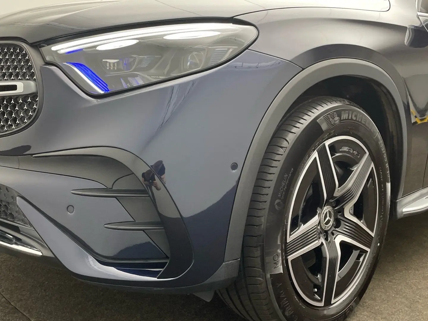 GLC 300 4M AMG Standheizung Digital-Light AHK