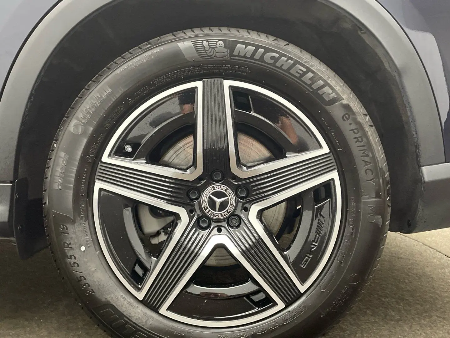 GLC 300 4M AMG Standheizung Digital-Light AHK