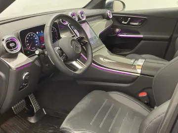 GLC 300 4M AMG Standheizung Digital-Light AHK