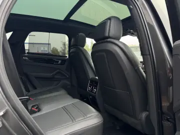 Cayenne E-Hybrid MEGA Full APPROVED 2026