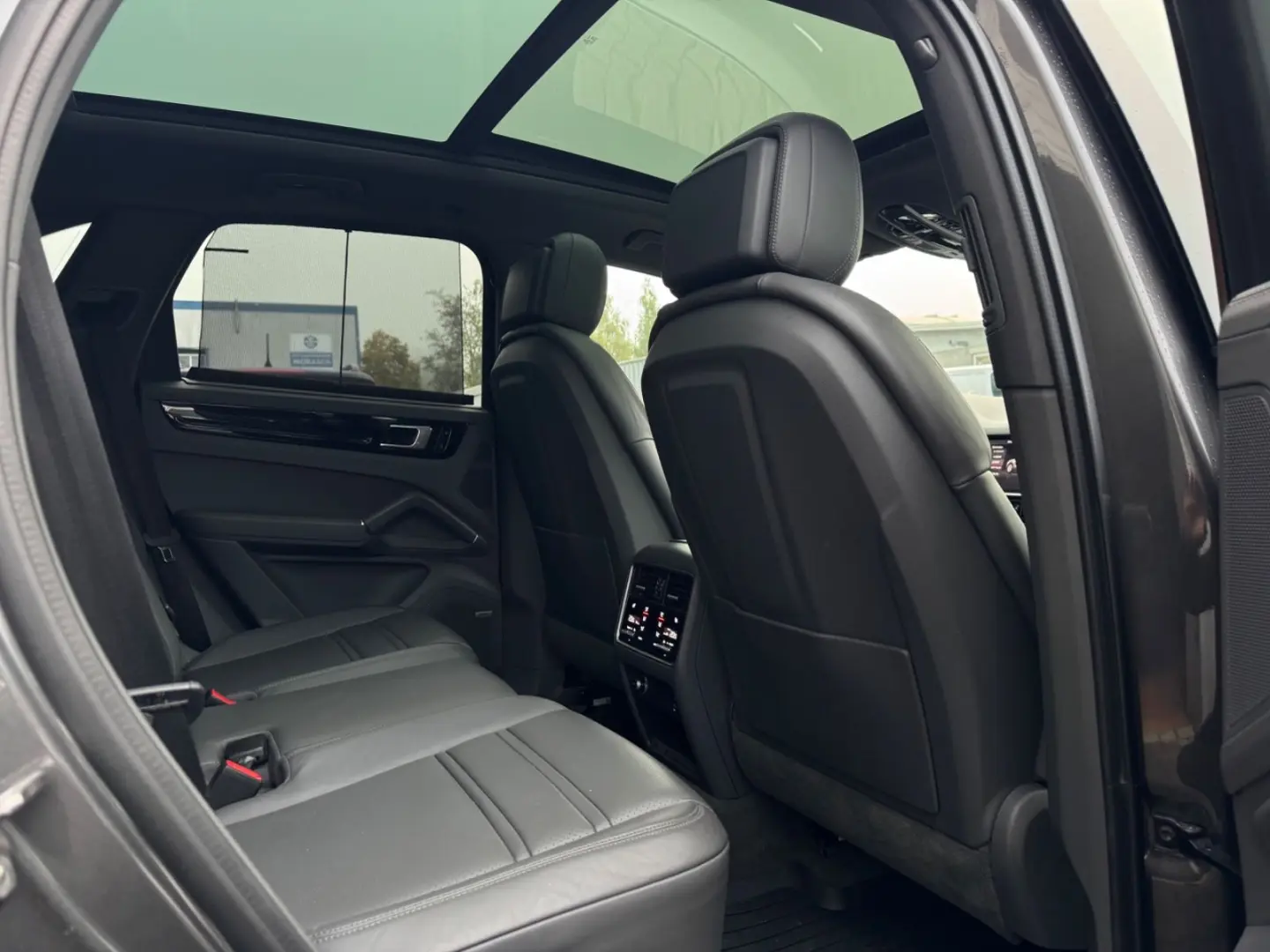 Cayenne E-Hybrid MEGA Full APPROVED 2026