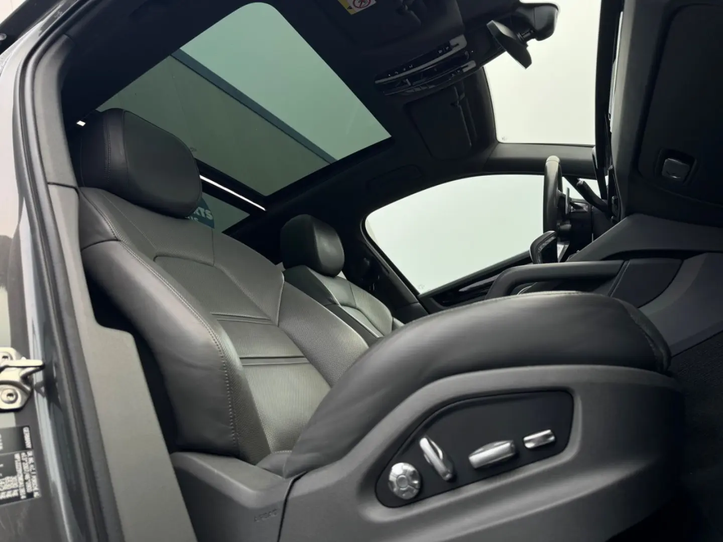 Cayenne E-Hybrid MEGA Full APPROVED 2026