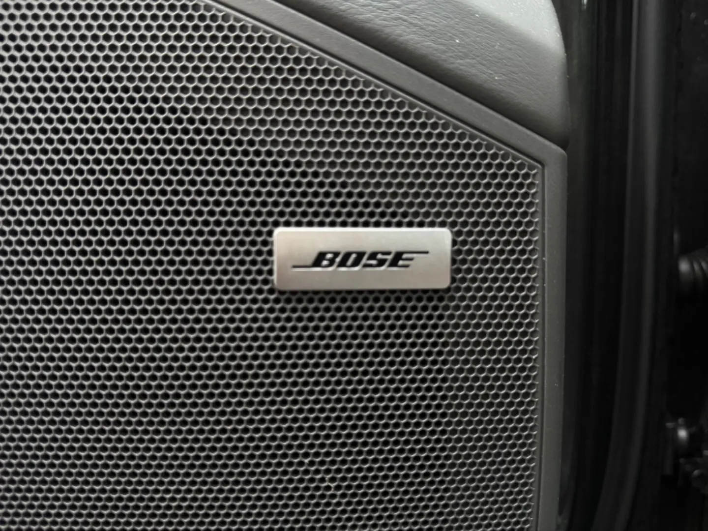 Cayenne E-Hybrid MEGA Full APPROVED 2026