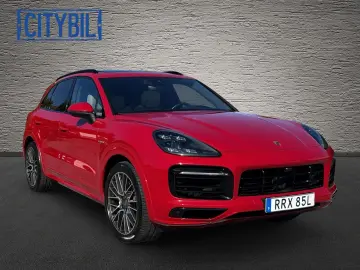 Cayenne e-Hybrid SportDesign - Carmine Red - Pan
