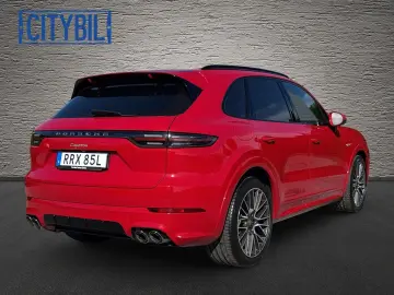 Cayenne e-Hybrid SportDesign - Carmine Red - Pan