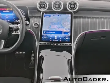 GLC 300 e 4M AMG PSD Burmester AHK DISTR DC 360