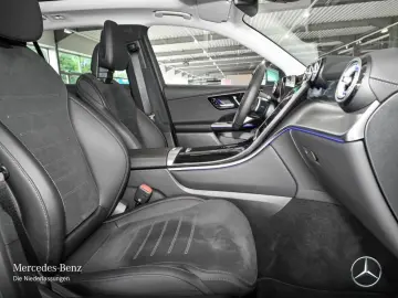 GLC 300 e 4M AMG AHK PANO Distron MEMORY Trittbr