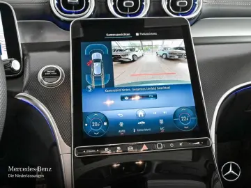 GLC 300 e 4M AMG AHK PANO Distron MEMORY Trittbr