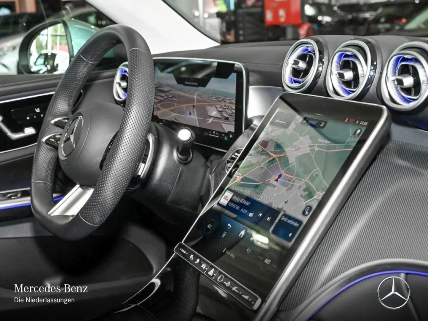 GLC 300 e 4M AMG AHK PANO Distron MEMORY Trittbr