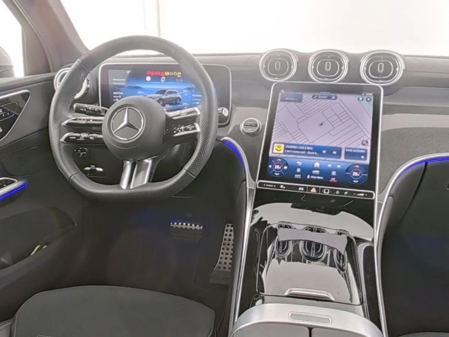 GLC 300 4M AMG Premium Dig.Light 360  KeyGo Mem