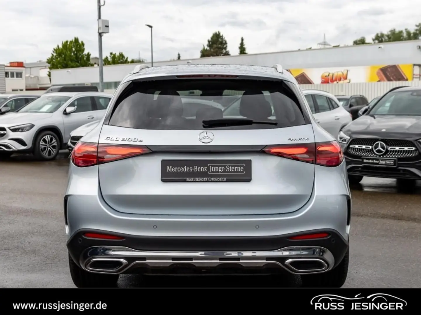 GLC 300 e 4M AMG Line  AHK Cam Pano Memory MBUX