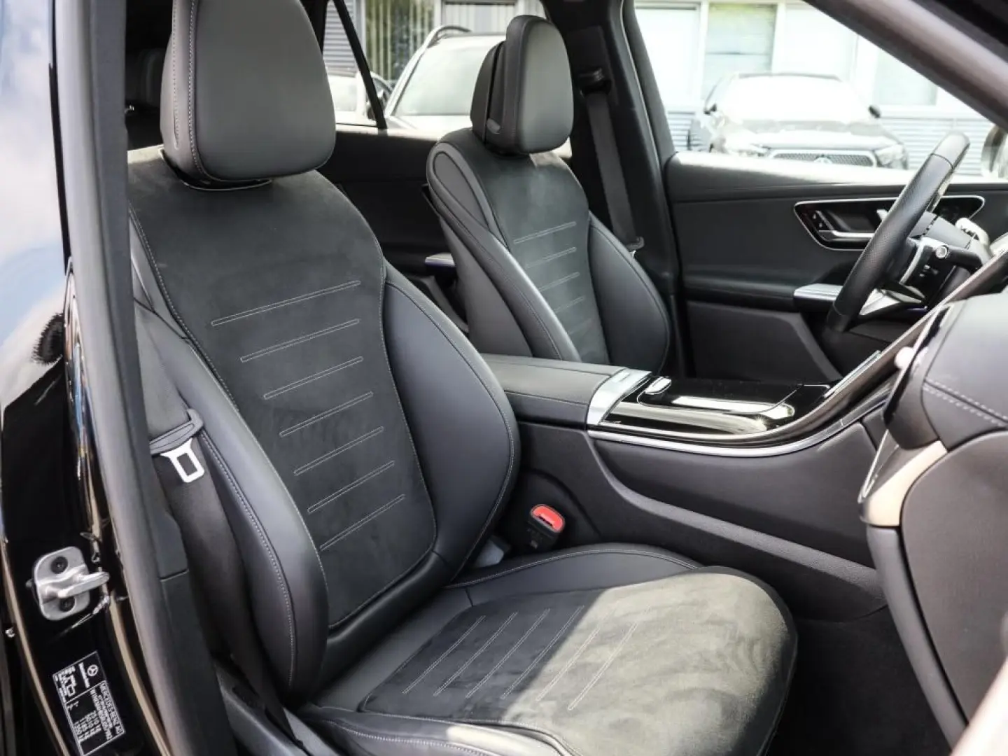GLC 300 4M AMG-Sport LED Cam Pano AHK Stdhz 19'