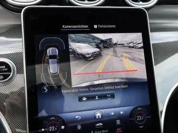 GLC 300 4M AMG-Sport LED Cam Pano AHK Stdhz 19'