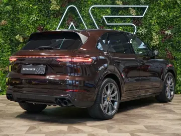 Cayenne 3.0 BOSE 360 INNO AIR SOFT CLOSE