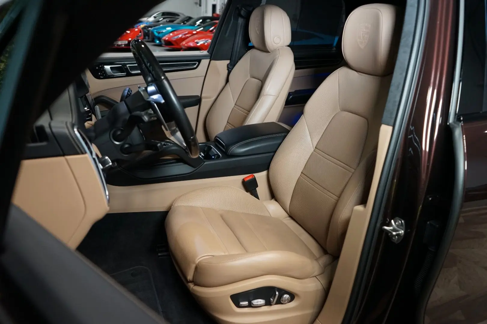 Cayenne 3.0 BOSE 360 INNO AIR SOFT CLOSE