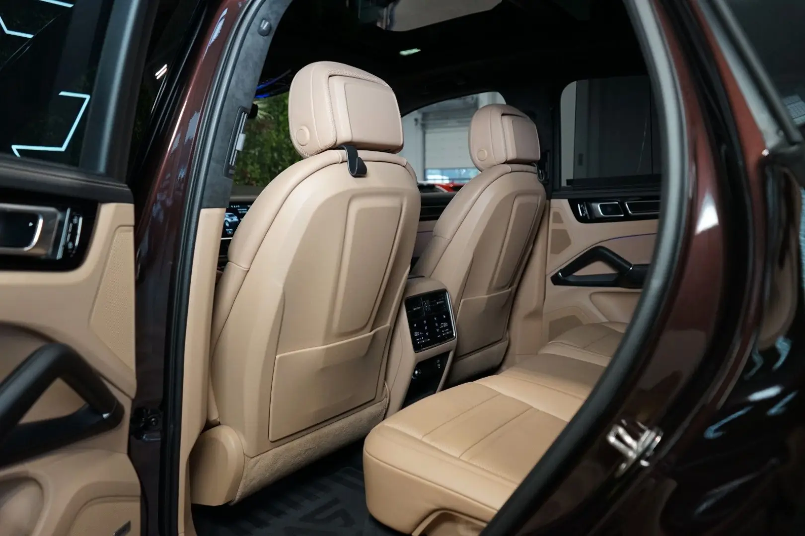 Cayenne 3.0 BOSE 360 INNO AIR SOFT CLOSE