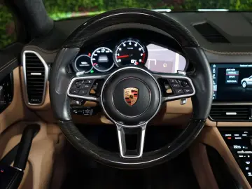 Cayenne 3.0 BOSE 360 INNO AIR SOFT CLOSE
