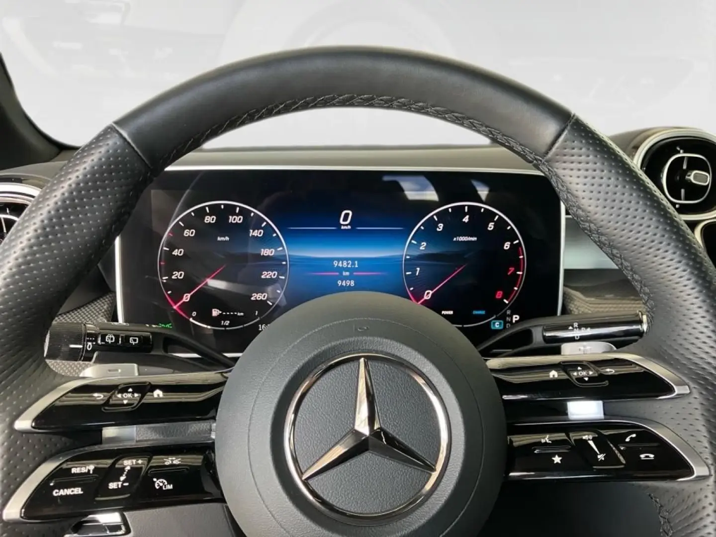 GLC 200 4M AMG-Line Night AHK DISTRONIC MBUX LED