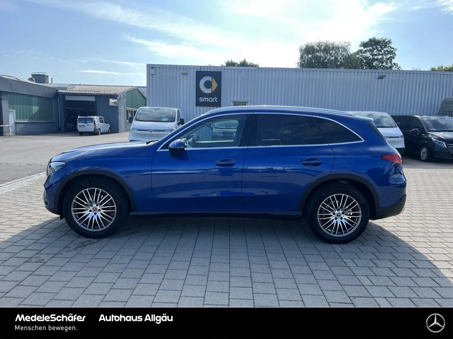 GLC 200 4M Avantgarde Pano Distronic AHK NP75