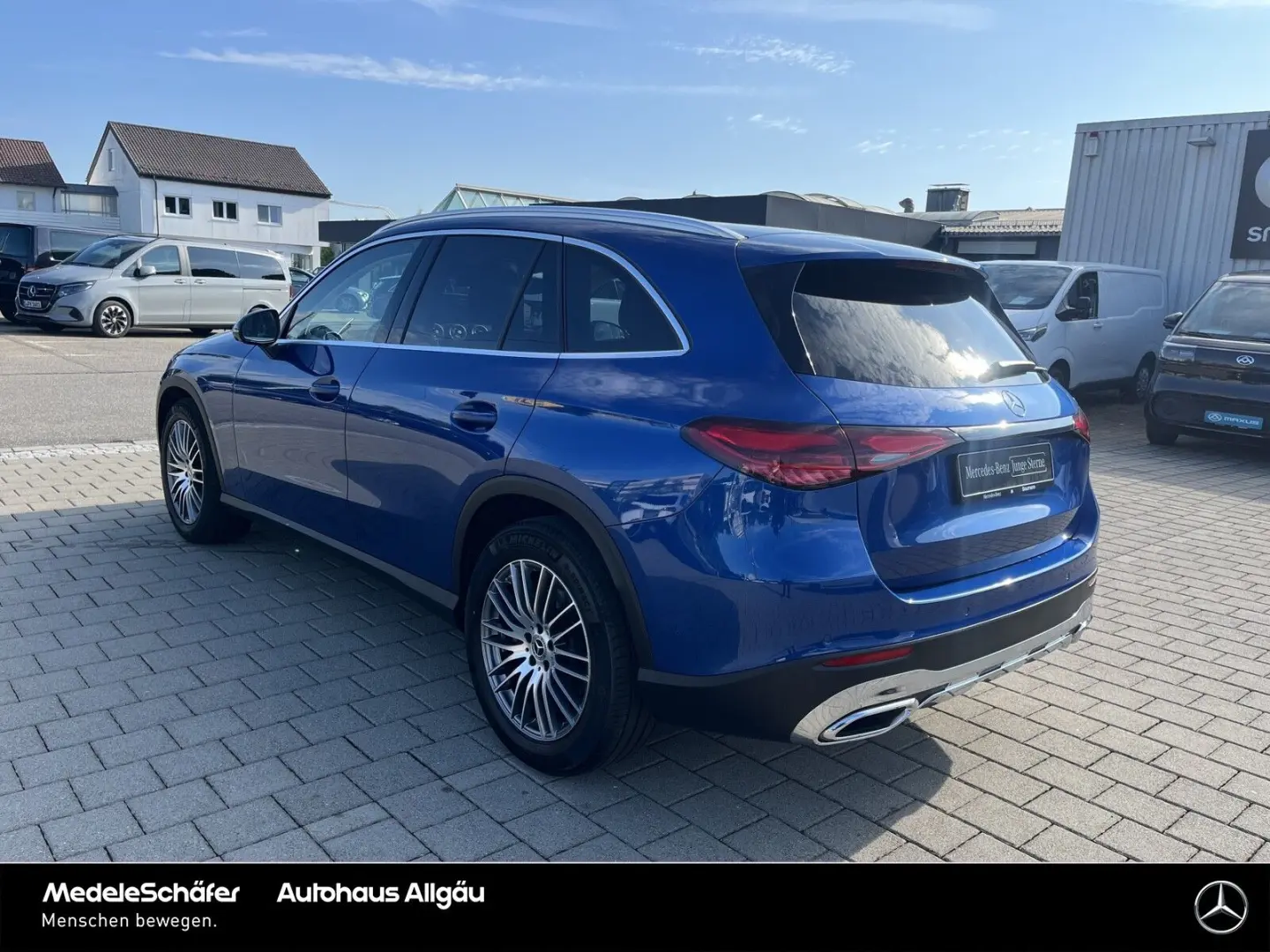 GLC 200 4M Avantgarde Pano Distronic AHK NP75