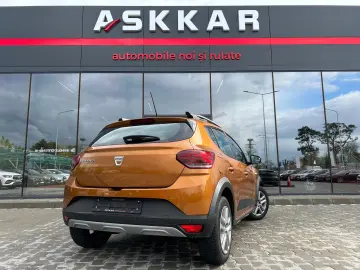 Dacia Sandero Stepway TCe 90 MT6 Comfort 2022