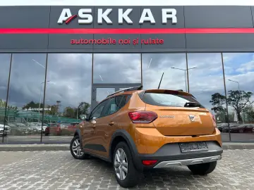 Dacia Sandero Stepway TCe 90 MT6 Comfort 2022