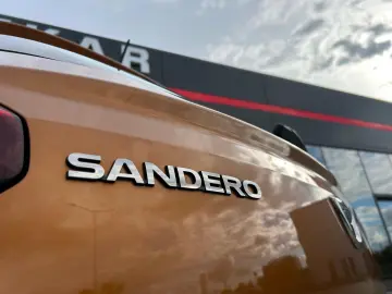 Dacia Sandero Stepway TCe 90 MT6 Comfort 2022
