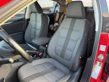 Volkswagen Jetta 1.4 TSI WOLFSBURG EDITION