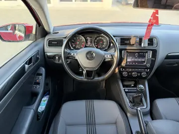 Volkswagen Jetta 1.4 TSI WOLFSBURG EDITION