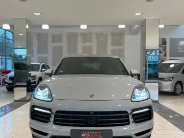 Cayenne E-Hybrid Platinum Edition Pano