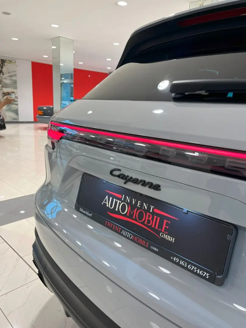 Cayenne E-Hybrid Platinum Edition Pano