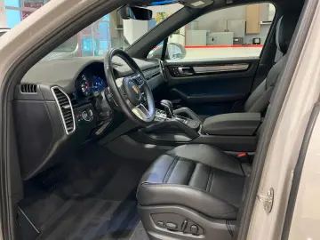 Cayenne E-Hybrid Platinum Edition Pano