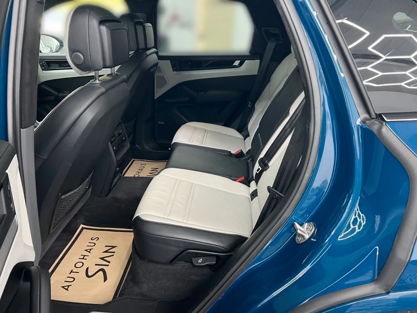 Cayenne  BOSE PANO ACC MEMORY