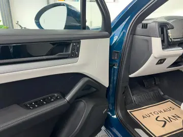 Cayenne  BOSE PANO ACC MEMORY