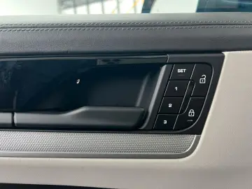 Cayenne  BOSE PANO ACC MEMORY