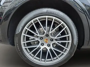 Cayenne Platinum Edition BOSE Sportabgasanlage