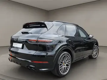 Cayenne Platinum Edition BOSE Sportabgasanlage