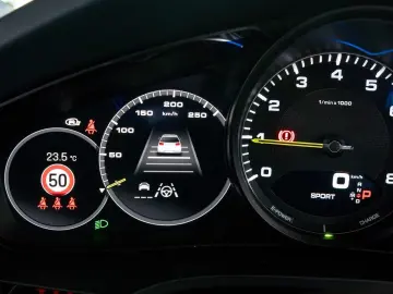 Cayenne Coupe PLATINUM EDITION KAM TOT BOSE