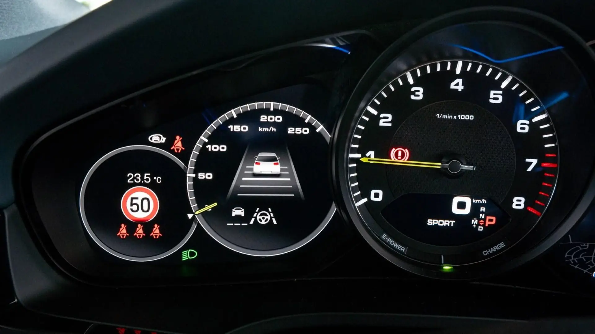 Cayenne Coupe PLATINUM EDITION KAM TOT BOSE