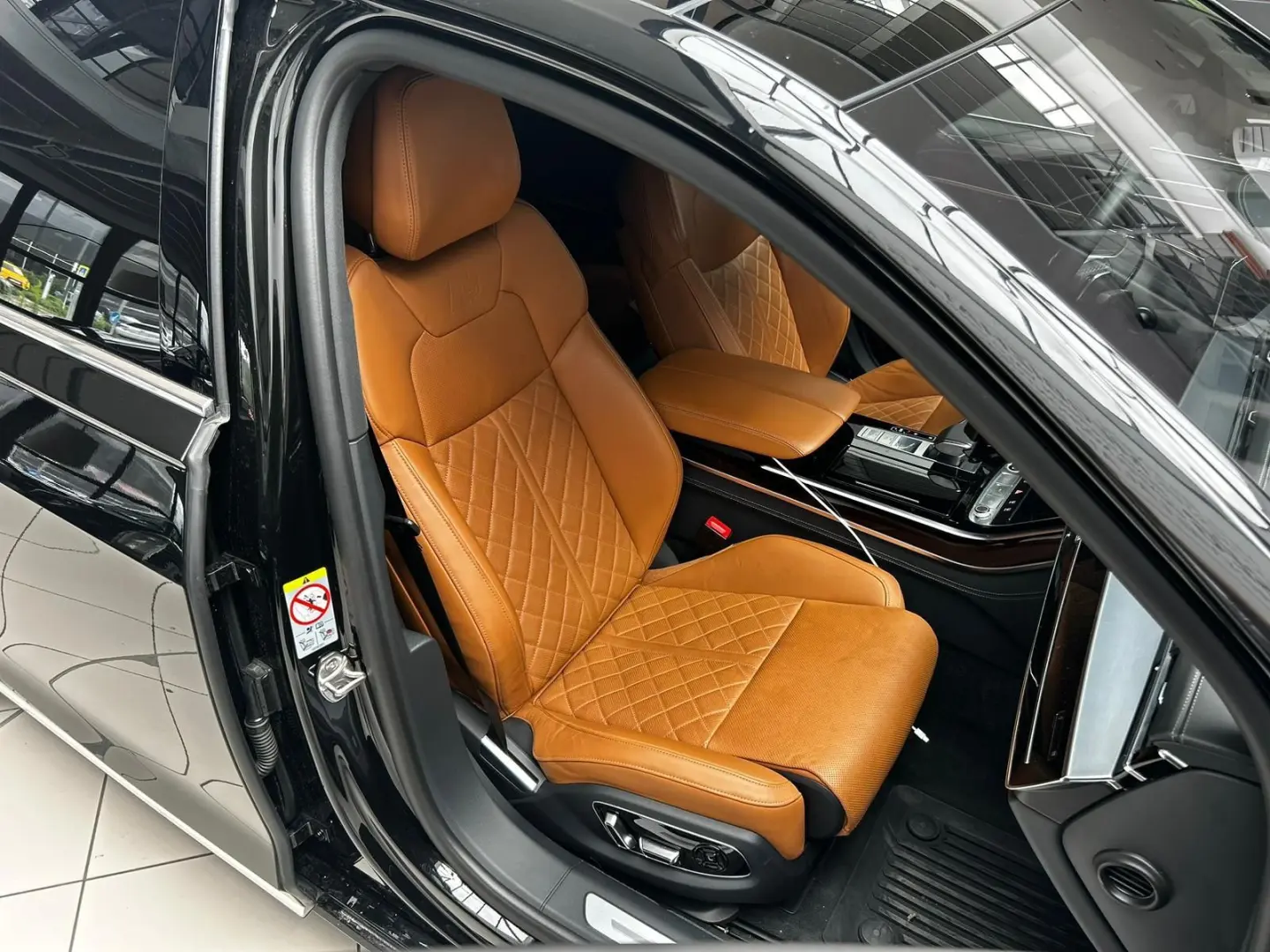 A8 60TFSI-e S LINE.MASSAGE.MATRIX.SOFT.PANO.B&W