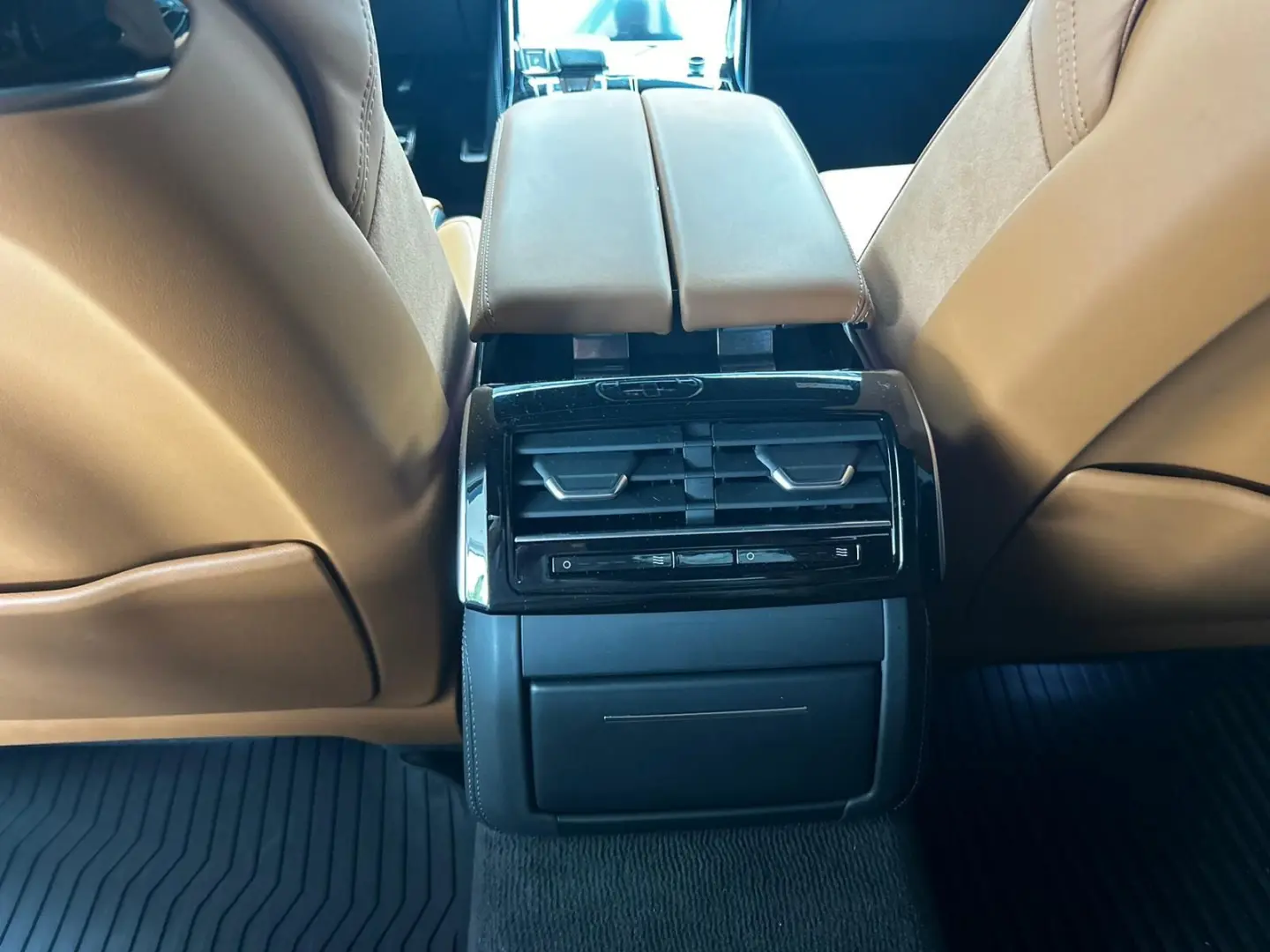 A8 60TFSI-e S LINE.MASSAGE.MATRIX.SOFT.PANO.B&W