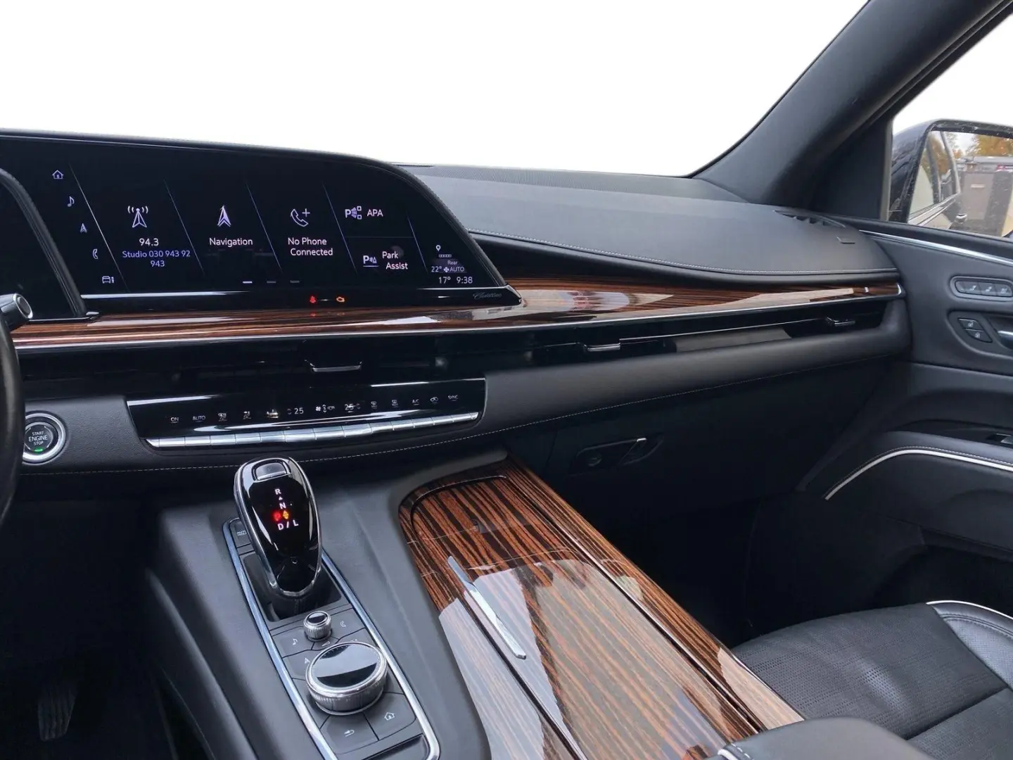 Escalade ESV Premium Luxury AWD