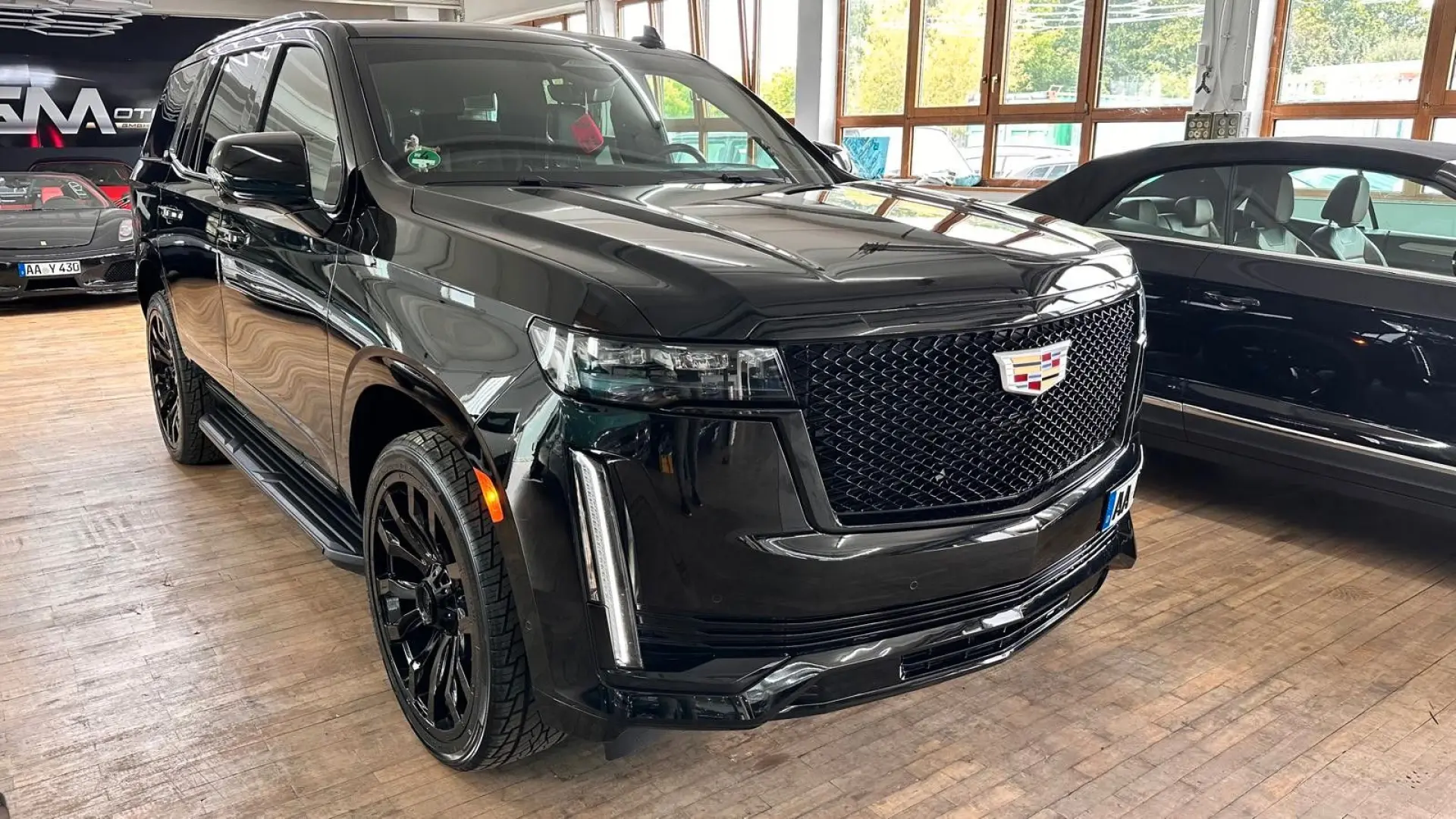 Escalade GMT EU6 6.2 V8 Sport Black Black